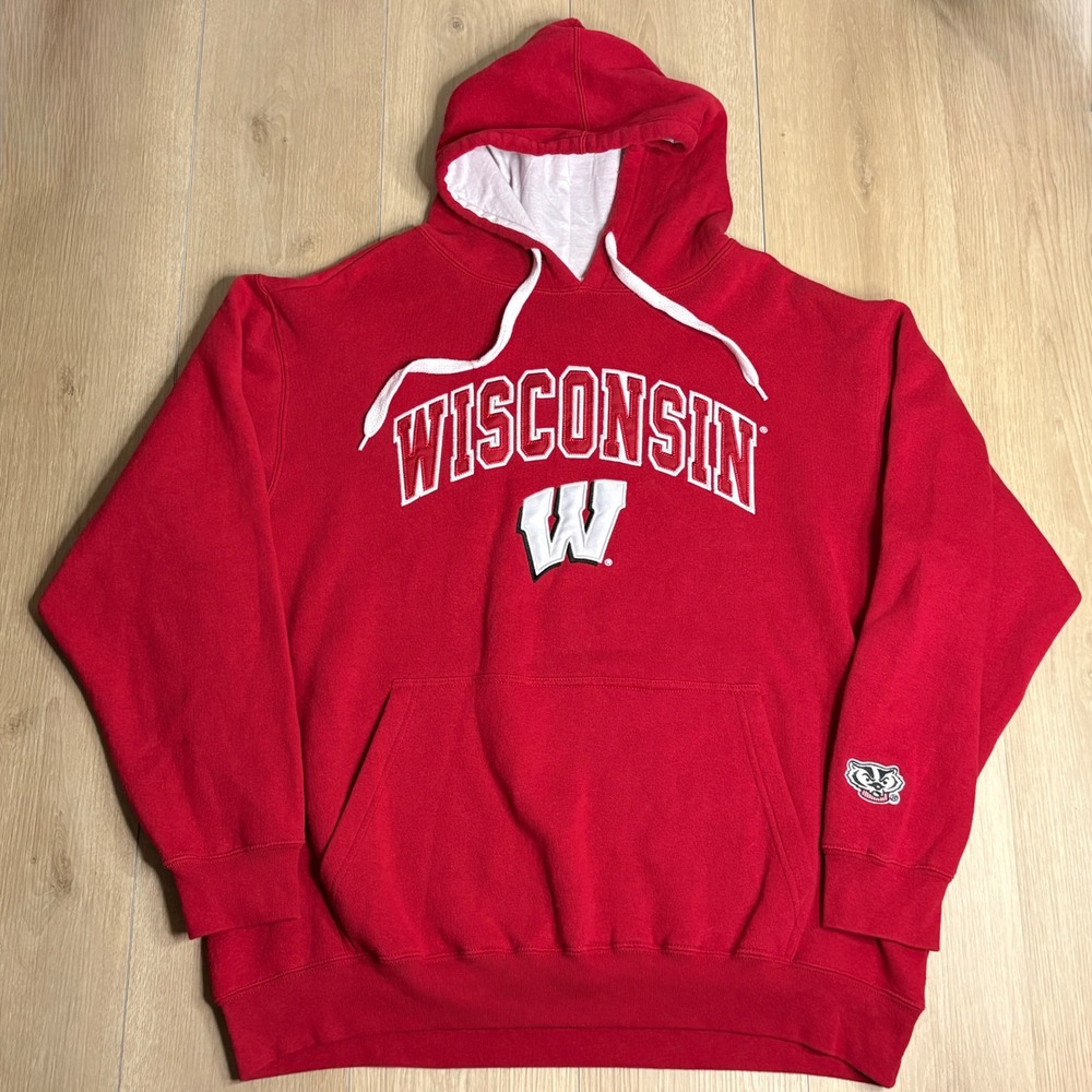 Wisconsin Badgers Hoodie‎ Mens XL Red Embroidered Pullover Sweatshirt e5 NCAA